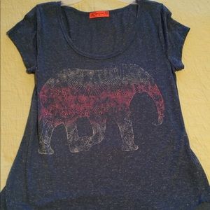 Graphic elephant T-shirt